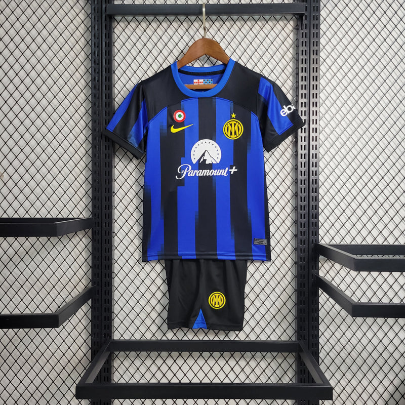 Kit Infantil Inter de Milão I 23/24 Nike - Azul e preto