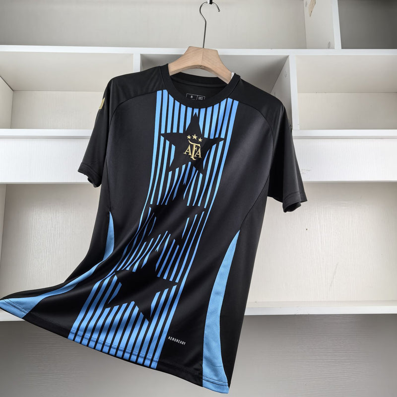 Camisa Seleção Argentina Pré-Jogo 2024 Adidas - Preta e Azul