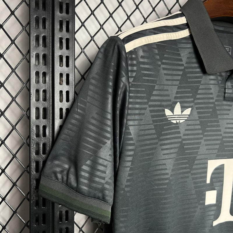 Camisa Bayern de Munique Oktoberfest 24/25 Adidas - Cinza