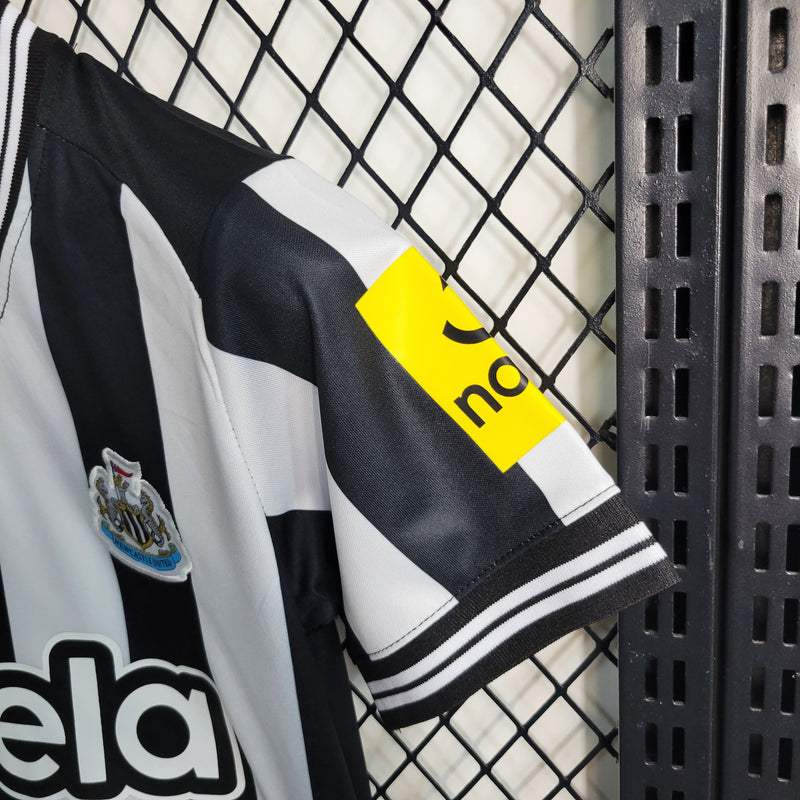 Kit Infantil Newcastle I 23/24 Adidas - Branca e preto