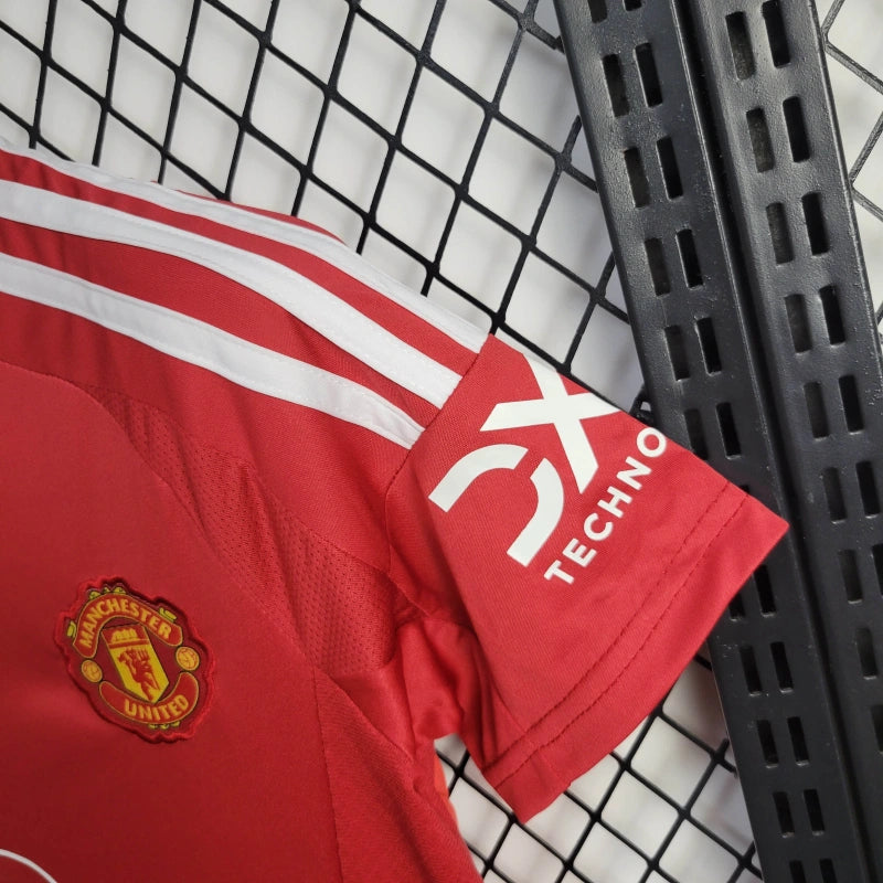 Camisa Manchester United Feminina 24/25 Adidas - Vermelha