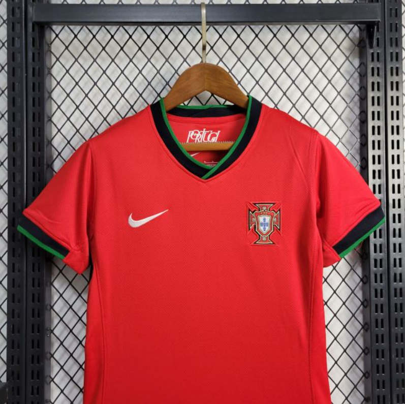 Camisa Seleção Portugal Feminina 2024 Nike - Vinho e Verde