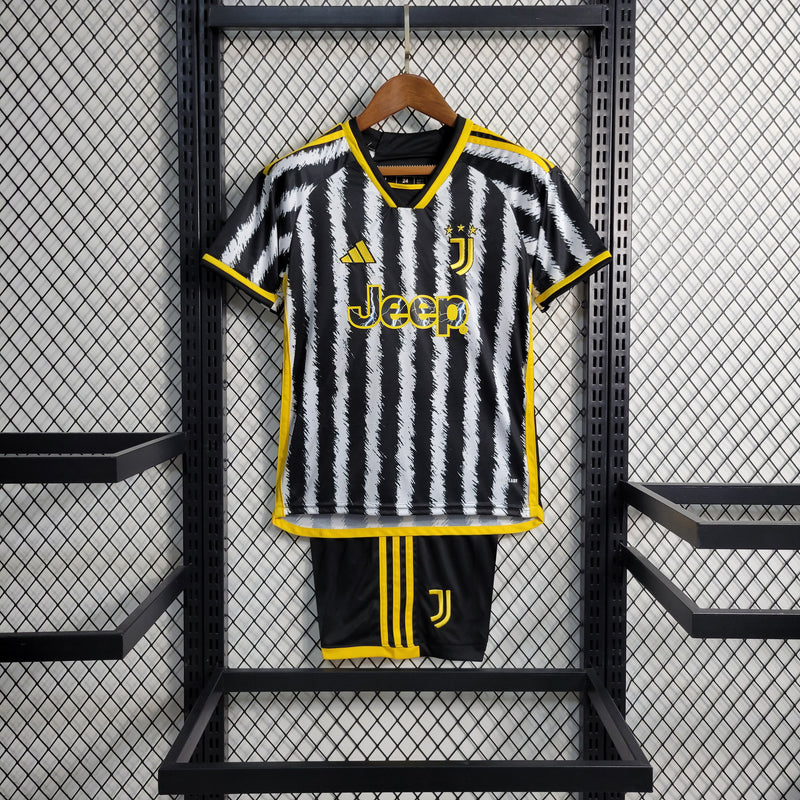 Kit Infantil Juventus I 23/24 Adidas - Branco e preto