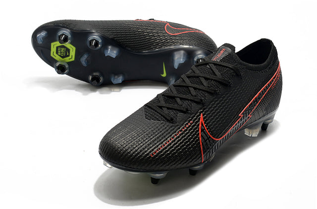 Chuteira Campo Nike Mercurial Vapor 13 Elite SG-PRO Anti Clog - Black/Red